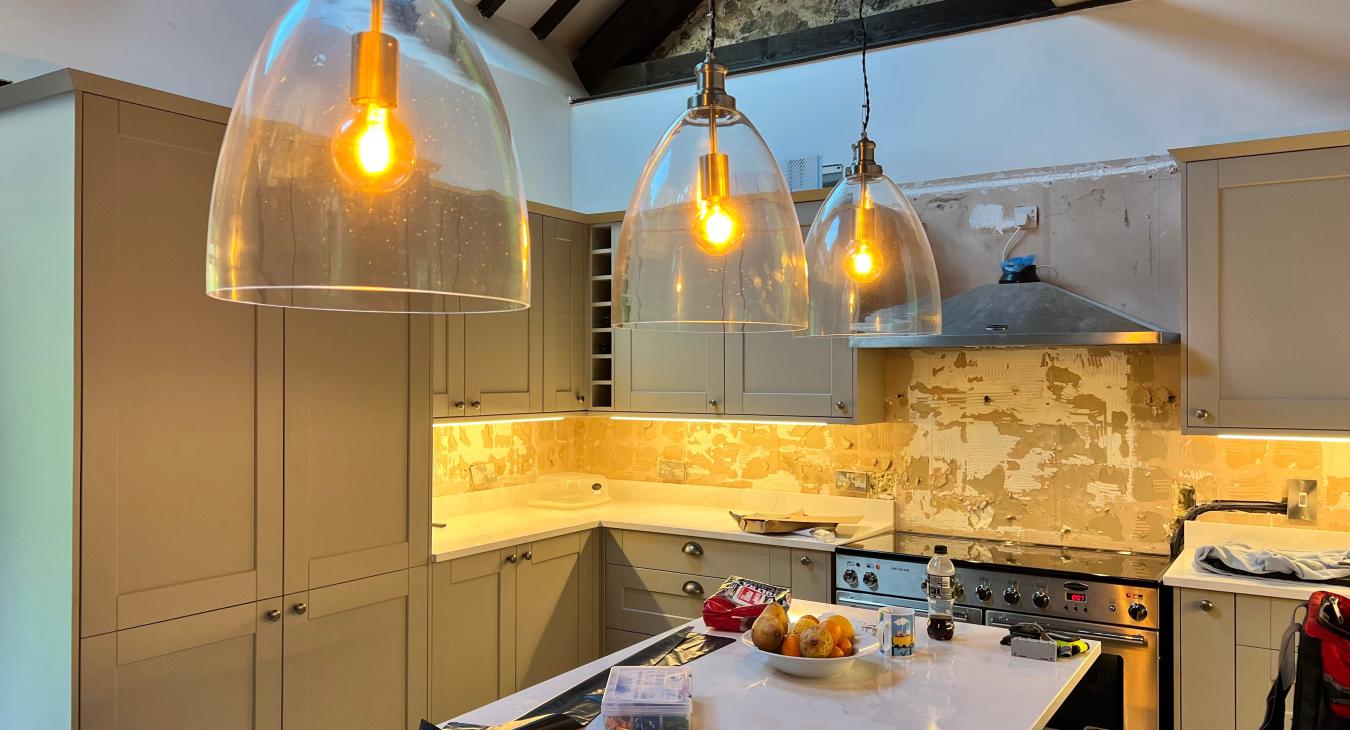 A.M Electrics services: New kitchen electrics