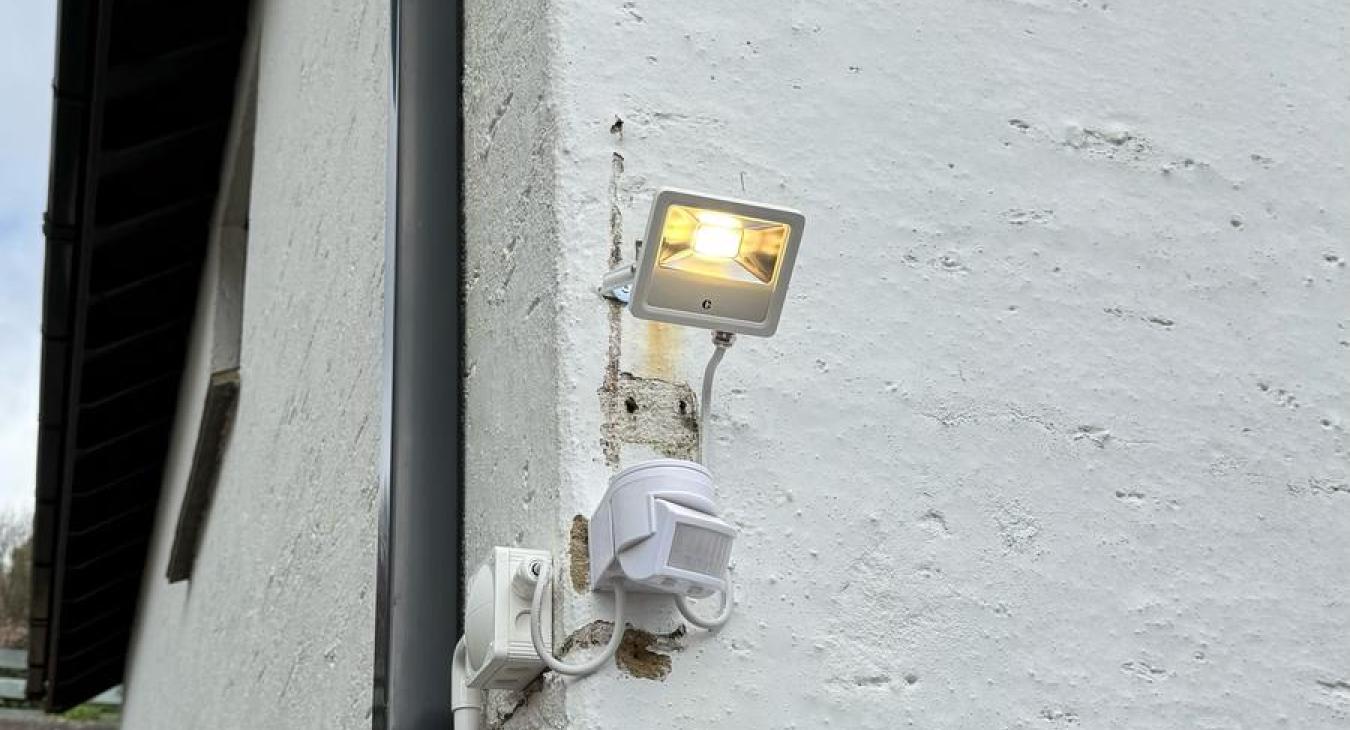 Outdoor Lighting Installation - AM Electrics Devon