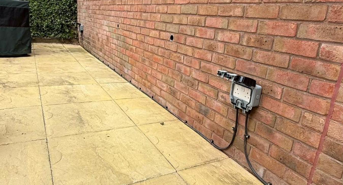 Outdoor Socket Installation - Newton Abbot